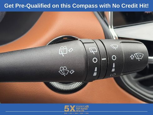 Used 2024 Jeep Compass Limited image 21