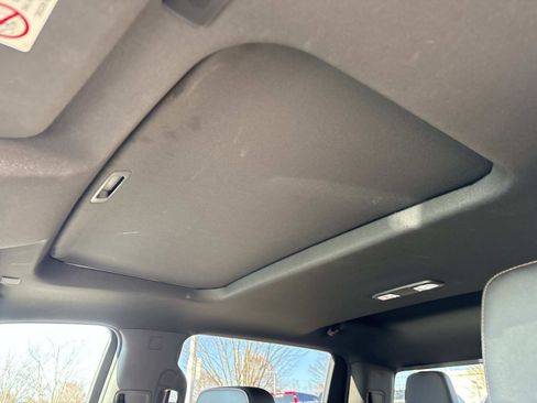 Certified 2021 GMC Sierra 2500 AT4 w/ AT4 Premium Plus Package image 17