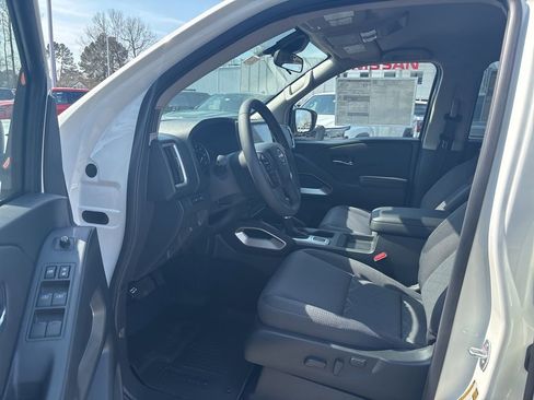 New 2026 Nissan Frontier SV w/ All-Weather Content Package AWD/4WD image 14
