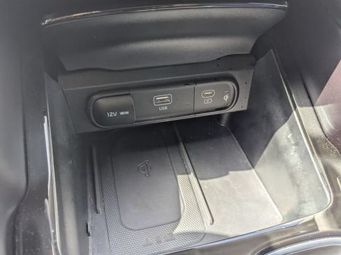 Used 2025 Kia Telluride S FWD image 24