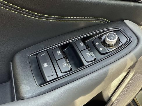 Used 2025 Subaru Outback Onyx Edition image 22