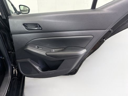 Used 2025 Nissan Altima 2.5 SV FWD image 28