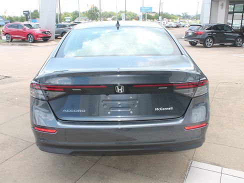 Used 2024 Honda Accord EX image 6