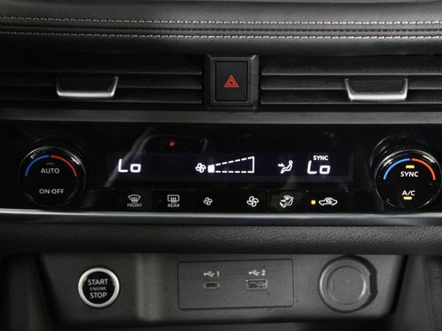 Certified 2023 Nissan Rogue SV image 21