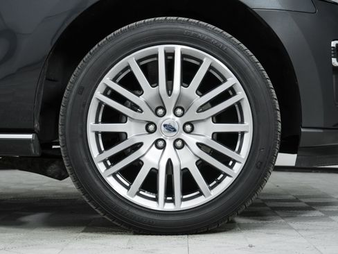 Used 2024 Ford Expedition Limited image 10