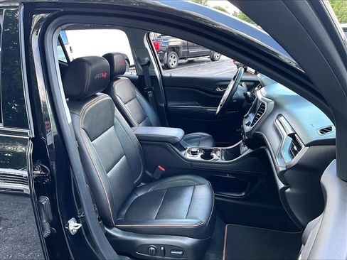 Used 2023 GMC Acadia AT4 w/ Preferred Package AWD/4WD image 11