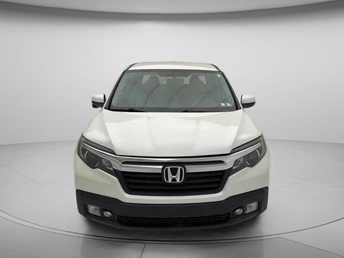 Used 2017 Honda Ridgeline RTL-T image 2