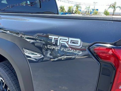 New 2026 Toyota Tacoma TRD Off-Road AWD/4WD image 12
