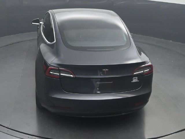 Used 2018 Tesla Model 3 Long Range RWD image 22