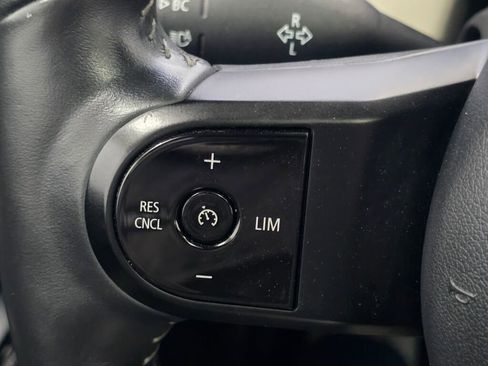 Used 2023 MINI Cooper SE image 37