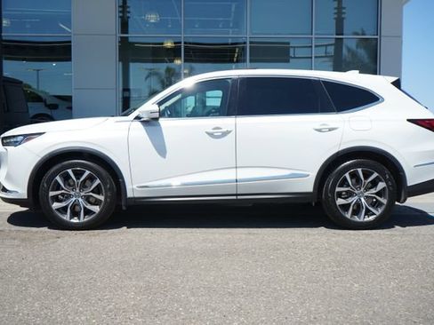Used 2024 Acura MDX SH-AWD w/ Technology Package image 5