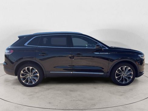 Used 2023 Lincoln Nautilus Reserve w/ Luxury Package AWD/4WD image 5
