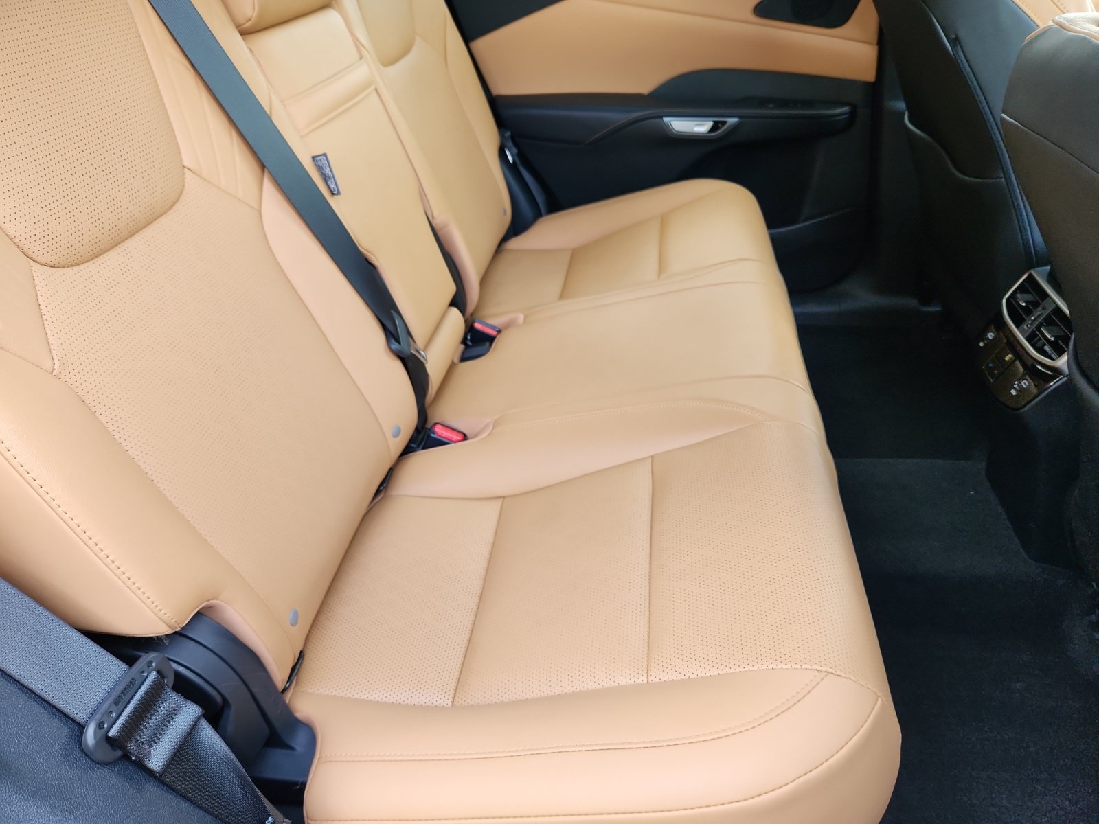 Used 2024 Lexus RX 350 w/ Convenience Package AWD/4WD image 30