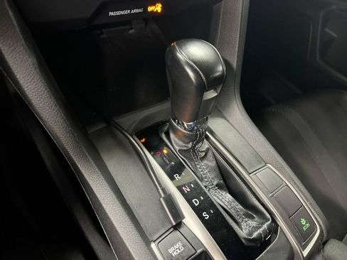 Used 2018 Honda Civic Sport image 17