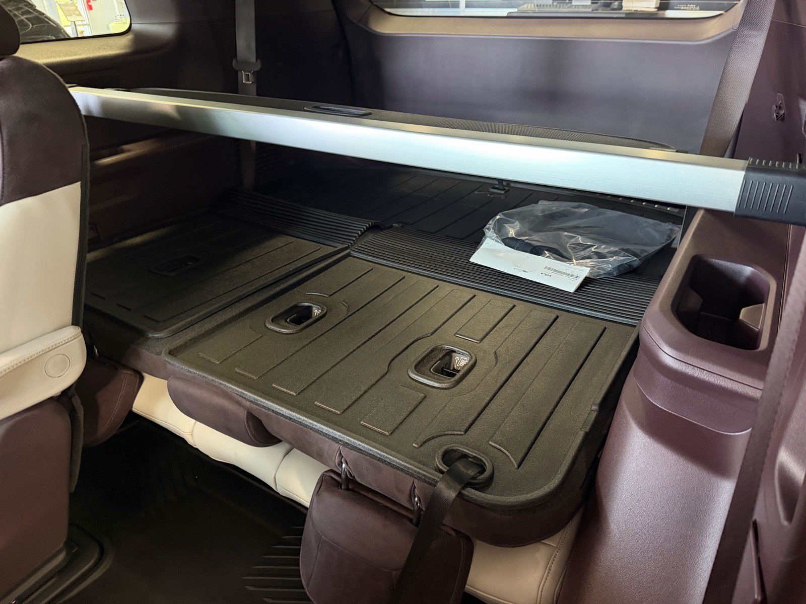 New 2027 Kia Telluride SX Prestige AWD/4WD image 14