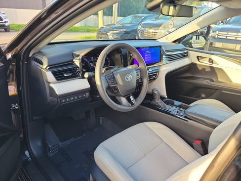 Used 2025 Toyota Camry XLE w/ Premium Plus Package FWD image 10