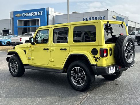 Used 2023 Jeep Wrangler Sahara image 7