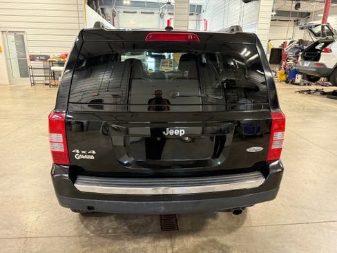 Certified 2016 Jeep Patriot High Altitude image 24