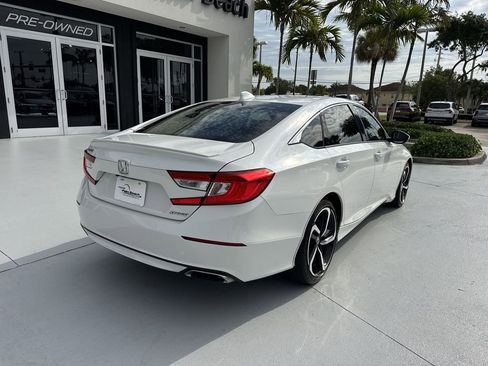 Used 2020 Honda Accord Sport image 3