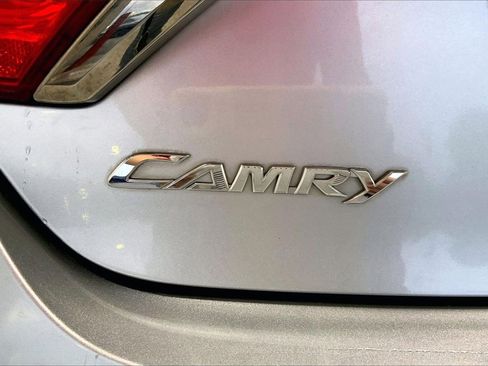 Used 2016 Toyota Camry LE image 31