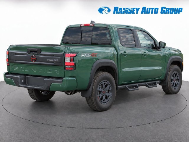 Used 2025 Nissan Frontier PRO-4X AWD/4WD image 4