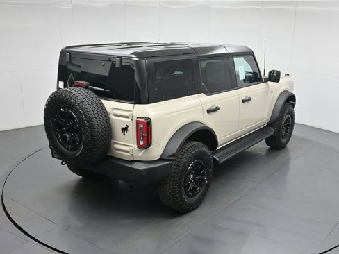 New 2026 Ford Bronco Outer Banks w/ Sasquatch Package image 41