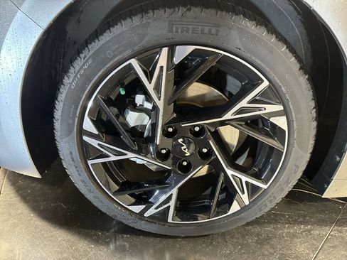 Used 2025 Kia K5 GT-Line w/ GT-Line Premium Package image 10