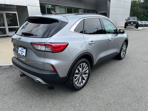 Used 2022 Ford Escape Titanium w/ Class II Trailer Tow Package AWD/4WD image 6