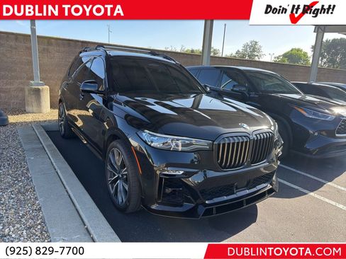 Used 2021 BMW X7 M50i AWD/4WD image 1