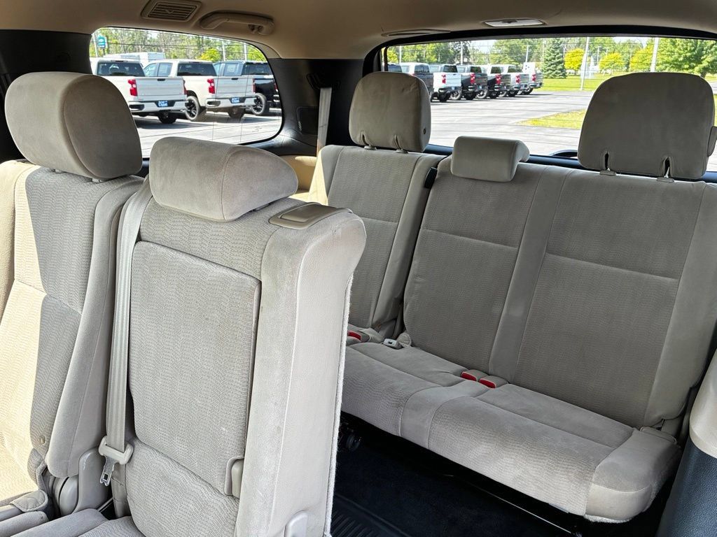 Used 2017 Toyota Sequoia SR5 AWD/4WD image 41