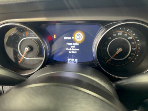 Used 2018 Jeep Wrangler Unlimited Sport S AWD/4WD image 25
