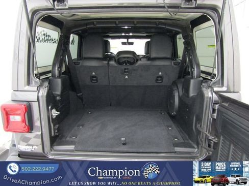 Used 2021 Jeep Wrangler Unlimited Rubicon AWD/4WD image 15