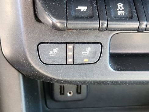 Used 2021 Chevrolet Colorado Z71 AWD/4WD image 22