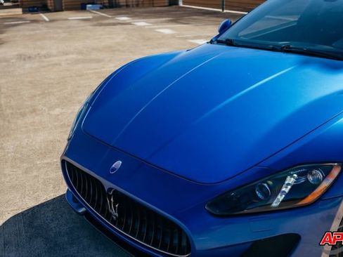 Used 2016 Maserati GranTurismo Sport image 23