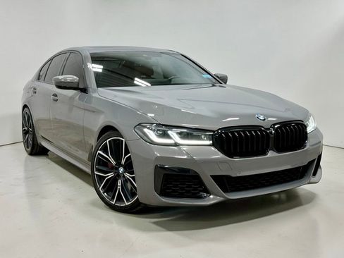 Used 2021 BMW M550i xDrive w/ Executive Package image 15