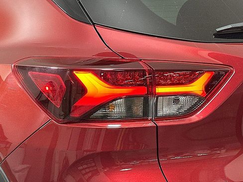 Used 2022 Chevrolet TrailBlazer RS image 31