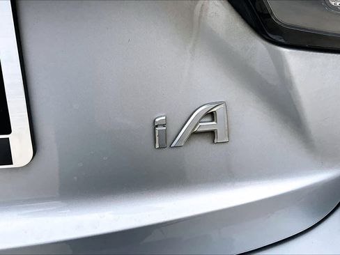 Used 2017 Toyota Yaris iA image 10