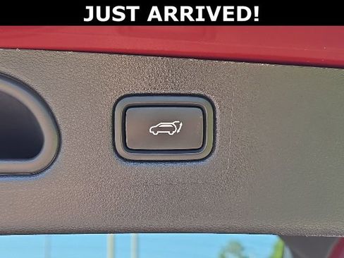 Used 2019 Hyundai Tucson Ultimate w/ Cargo Package AWD/4WD image 8