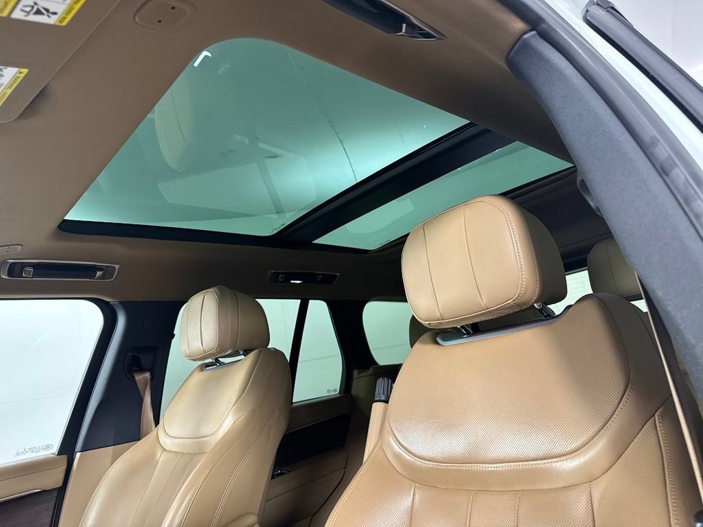 Used 2023 Land Rover Range Rover SE AWD/4WD image 13