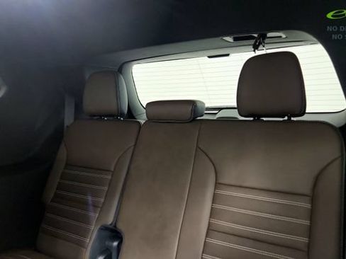 Used 2026 GMC Acadia Denali Ultimate FWD image 49