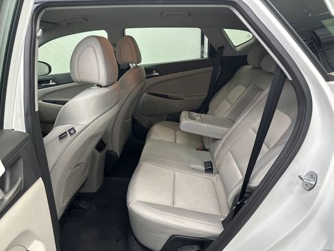 Used 2018 Hyundai Tucson Sport FWD image 21
