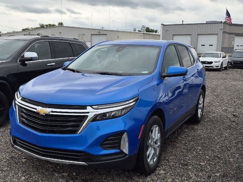 Used 2024 Chevrolet Equinox LT w/ LPO, Floor Liner Package FWD image 1