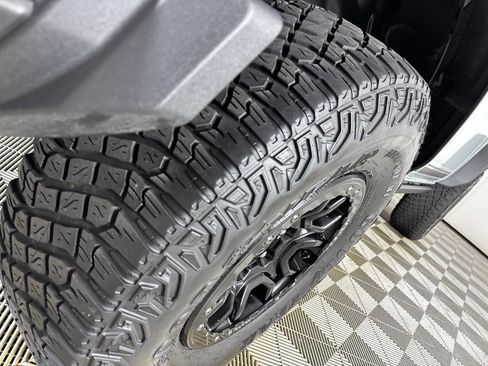 Used 2021 Ford Bronco First Edition AWD/4WD image 34