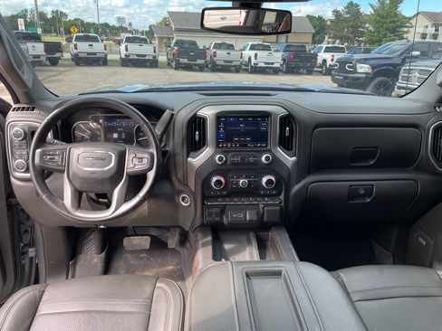 Used 2021 GMC Sierra 1500 Denali AWD/4WD image 19