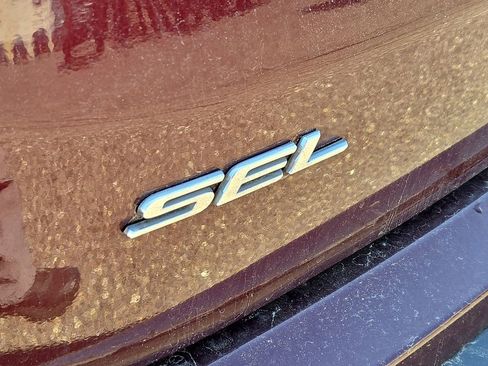 Used 2023 Ford Edge SEL w/ Convenience Package AWD/4WD image 10