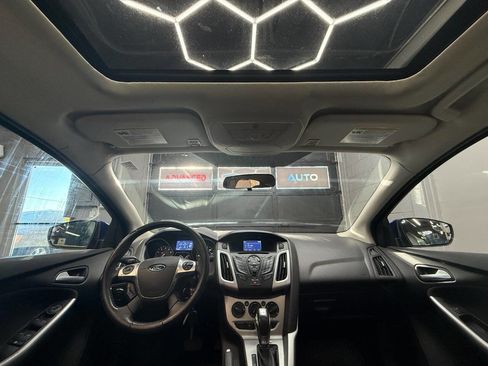 Used 2014 Ford Focus SE w/ Equipment Group 201A image 16