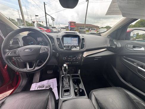 Used 2018 Ford Escape Titanium w/ Ford Safe & Smart Package AWD/4WD image 20