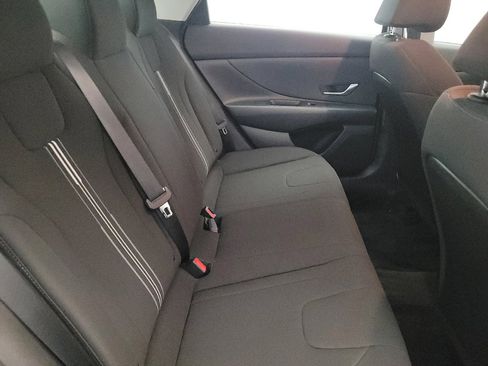 Used 2022 Hyundai Elantra SEL w/ Cargo Package image 19