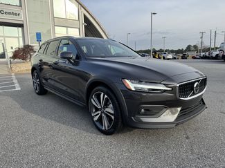 Used 2025 Volvo V60 B5 Cross Country Plus video 2