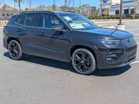 New 2026 Volkswagen Tiguan SE R-Line FWD image 2